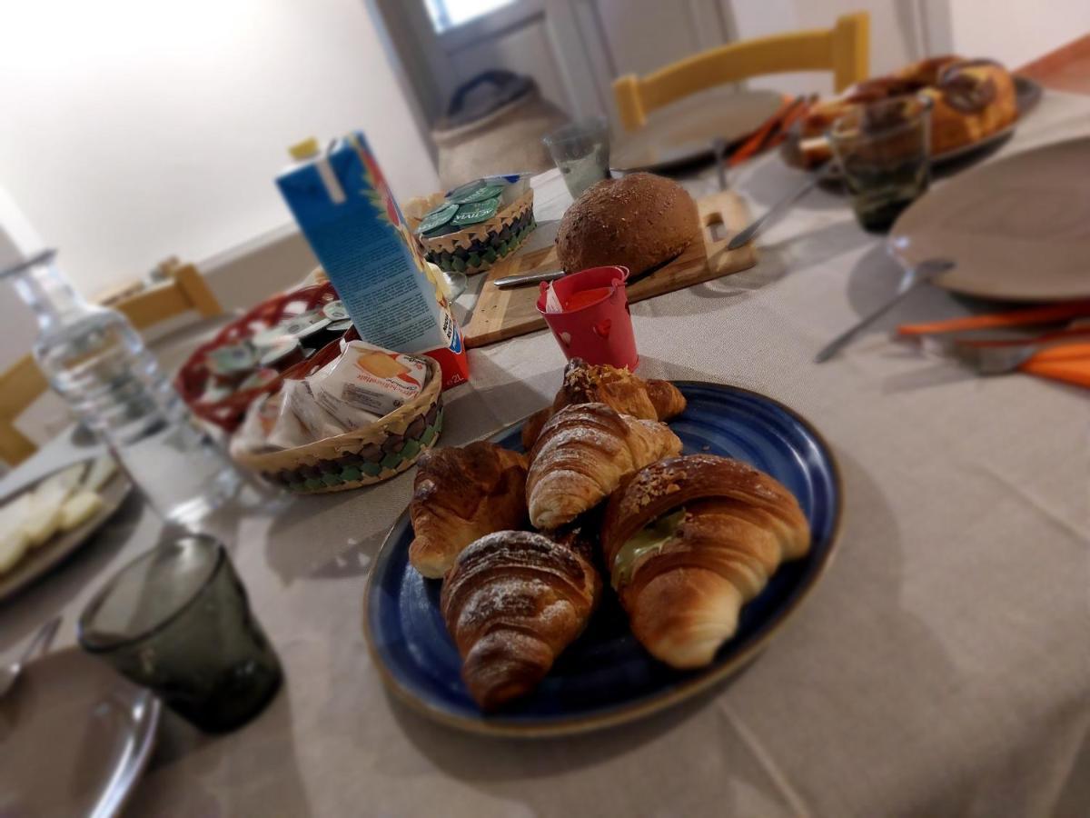 Nonna Litta Villa Albenga Bagian luar foto
